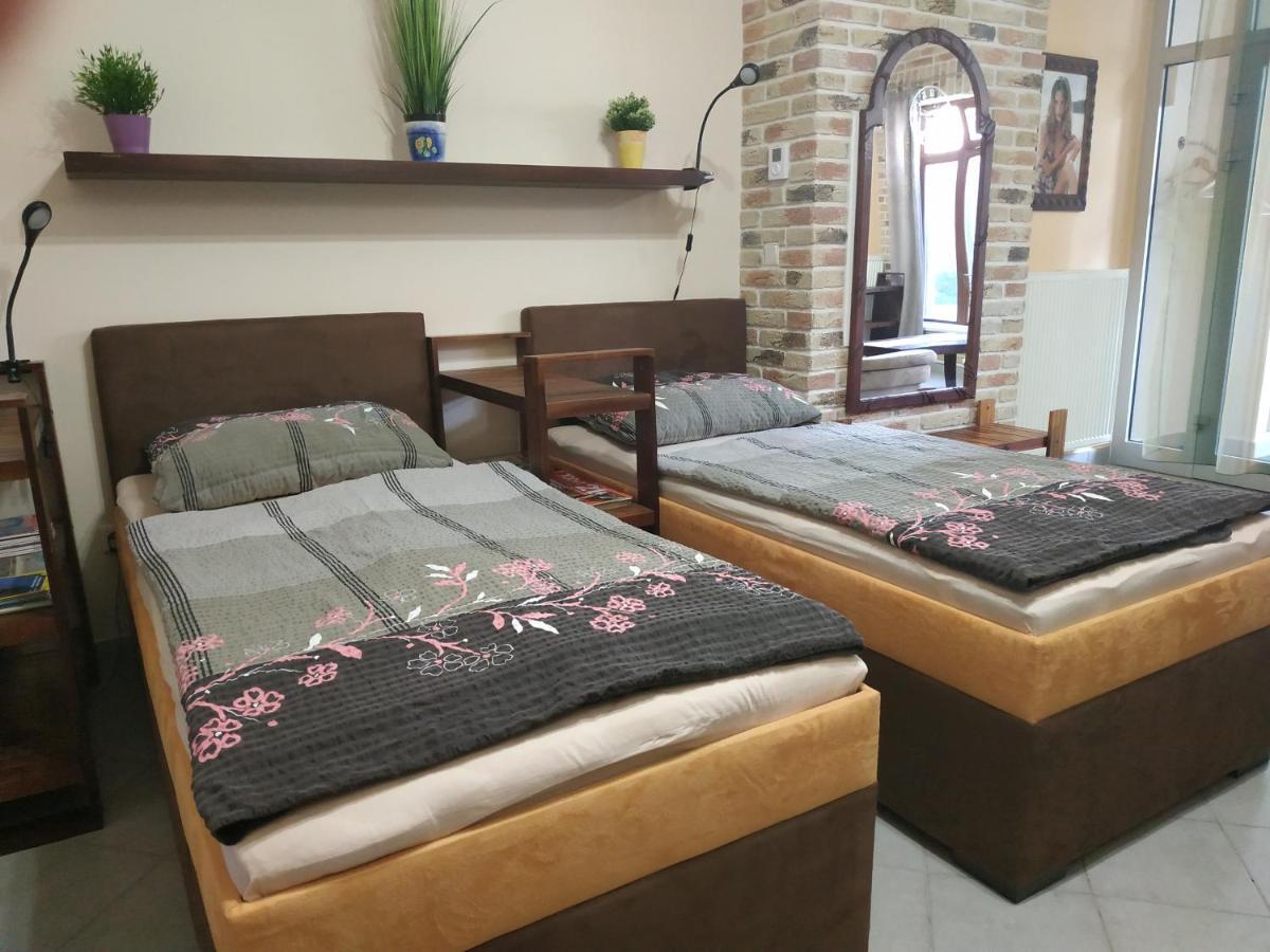 Apartman Holandska 120 Beroun 베로운 외부 사진