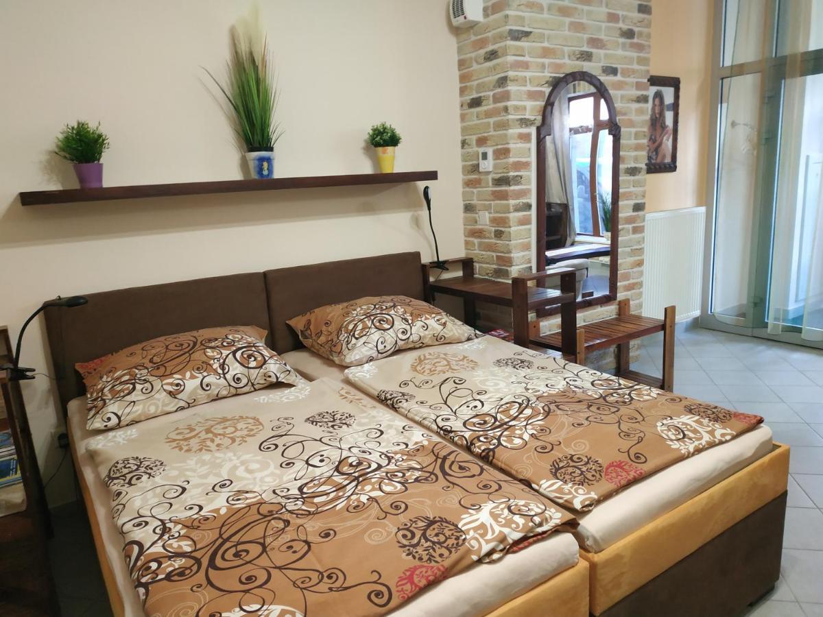 Apartman Holandska 120 Beroun 베로운 외부 사진